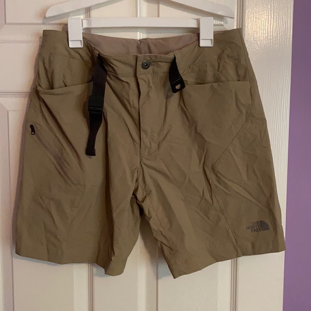 Khaki North face shorts